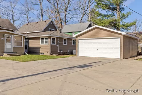 Exterior - 2142 Belding Ave, Fenwick, MI 48834 photo 10 of 10