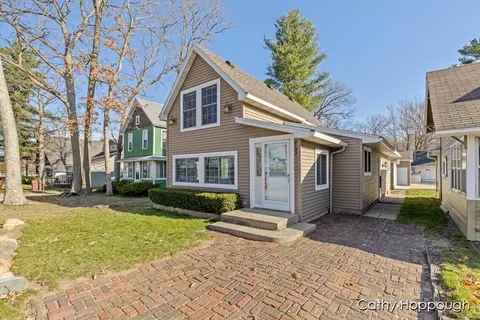 Exterior - 2142 Belding Ave, Fenwick, MI 48834 photo 3 of 10