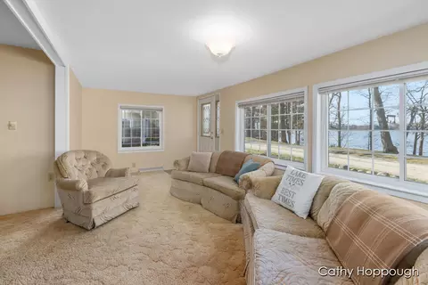 Living - 2142 Belding Ave, Fenwick, MI 48834 photo 3 of 4