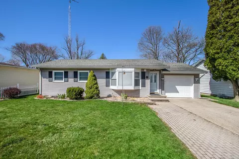 411 Fisher St, Berrien Springs, MI 49103