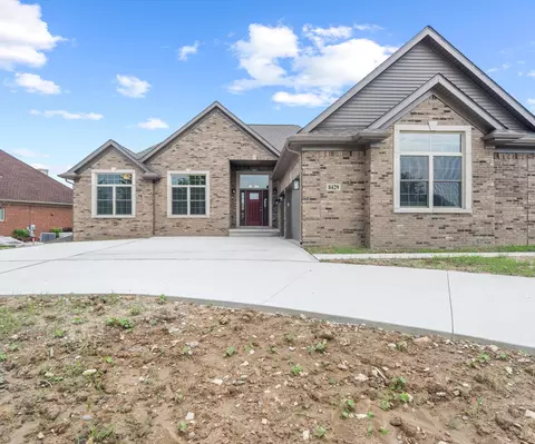 8429 Cobblestone Dr, Newport, MI 48166