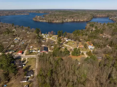 View/Area - 5297 S Front St, Newaygo, MI 49337 photo 13 of 15