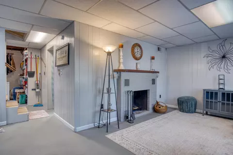 Living - 5297 S Front St, Newaygo, MI 49337 photo 3 of 4