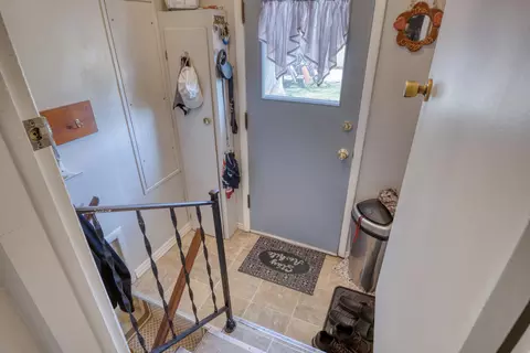 Entry Way - 5297 S Front St, Newaygo, MI 49337 photo 1 of 2