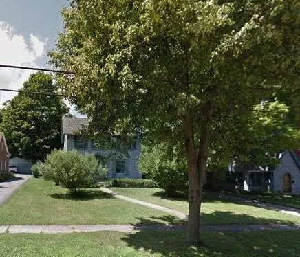 78 Reading Ave, Hillsdale, MI 49242