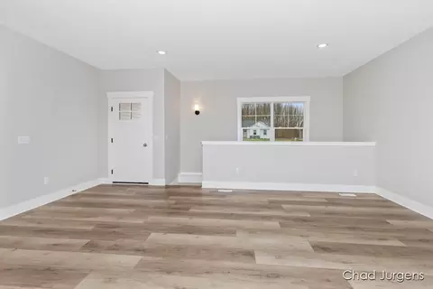 10764 Lance Ave, Allendale, MI 49401 photo 3