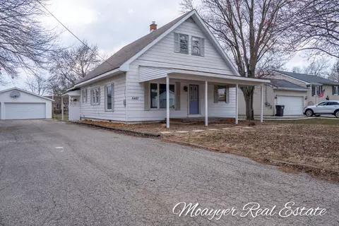 6487 College Ave SE, Grand Rapids, MI 49548