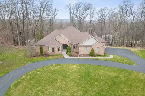 2055 Knollpoint Dr NE, Ada, MI 49301
