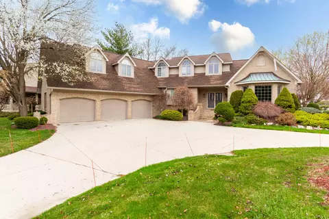 602 St Andrews, St. Clair, MI 48079