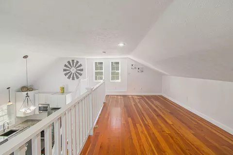 Entry Way - 402 N Shore Dr, Crystal, MI 48818 photo 3 of 3