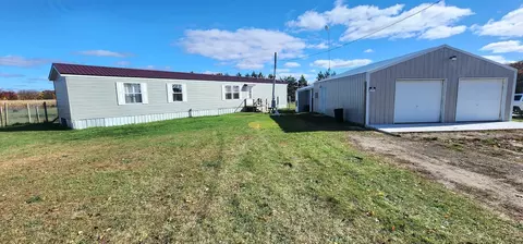 7911 S Derby Rd, Sheridan, MI 48884
