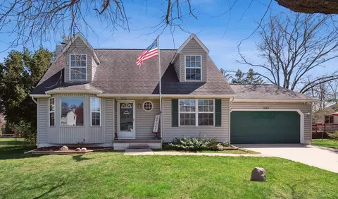 3167 Sandpoint Dr, Brighton, MI 48114