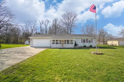 3405 Shardale Dr, Jackson, MI 49203