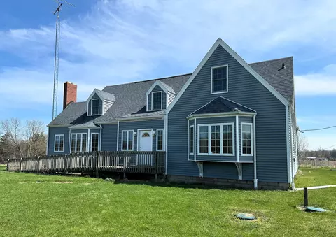 4887 Riverside Rd, Coloma, MI 49038