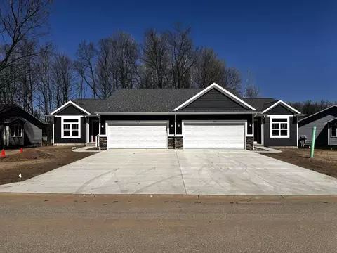 113 Creek Dr, Hart, MI 49420