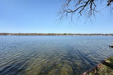 View/Area - 8017 Lakeshore Blvd, Jackson, MI 49201 photo 8 of 21