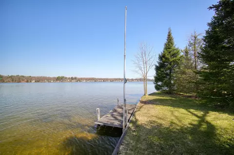 View/Area - 8017 Lakeshore Blvd, Jackson, MI 49201 photo 9 of 21