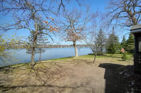 View/Area - 8017 Lakeshore Blvd, Jackson, MI 49201 photo 7 of 21