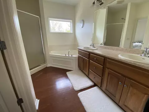 Bath - 31 Arrowhead Dr, Coldwater, MI 49036 photo 3 of 3