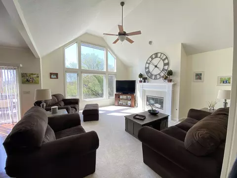 Living - 31 Arrowhead Dr, Coldwater, MI 49036 photo 1 of 5