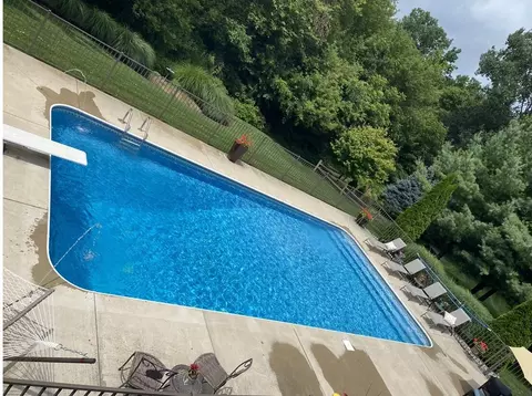 Exterior - 31 Arrowhead Dr, Coldwater, MI 49036 photo 7 of 16