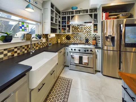 Kitchen - 826 Knowles St, Royal Oak, MI 48067 photo 3 of 3