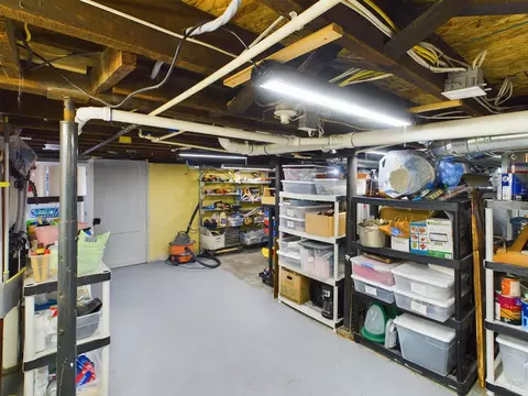 Exterior - 826 Knowles St, Royal Oak, MI 48067 photo 6 of 15