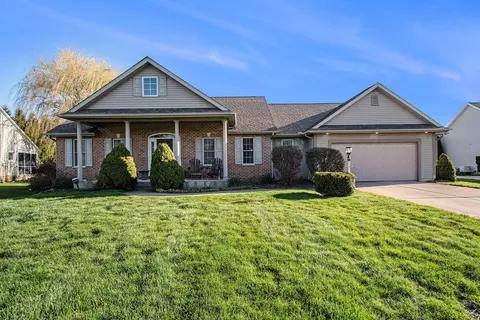 17 Longmeadow Ln, Niles, MI 49120