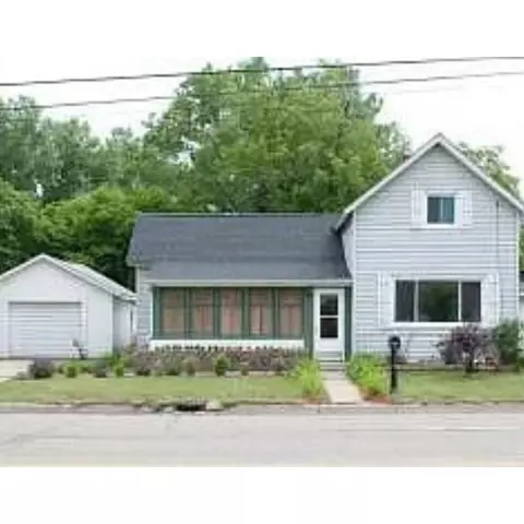 314 S 3rd Ave, Big Rapids, MI 49307