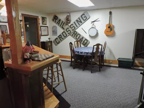 Living - 1383 E 98th St, Grant, MI 49327 photo 6 of 8