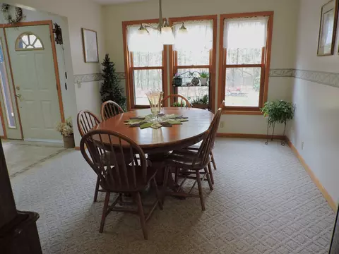 Dining - 1383 E 98th St, Grant, MI 49327 photo 2 of 3