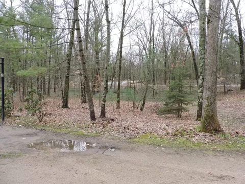 View/Area - 1383 E 98th St, Grant, MI 49327 photo 2 of 4