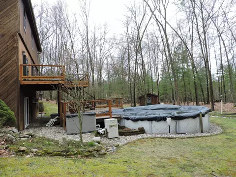 Exterior - 1383 E 98th St, Grant, MI 49327 photo 13 of 40