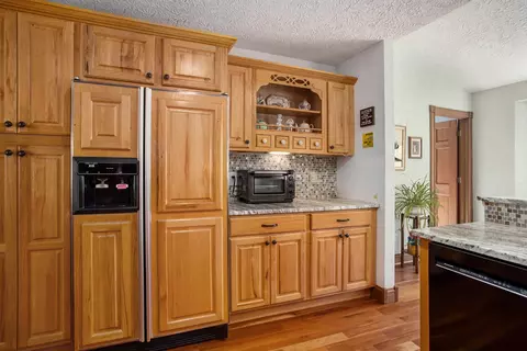 Kitchen - 7406 E D Ave, Richland, MI 49083 photo 5 of 5