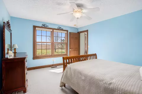 Bedroom - 7406 E D Ave, Richland, MI 49083 photo 2 of 3
