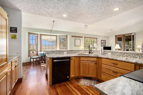 Kitchen - 7406 E D Ave, Richland, MI 49083 photo 4 of 5