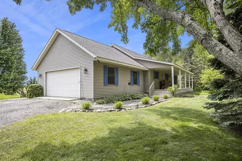Exterior - 7406 E D Ave, Richland, MI 49083 photo 29 of 30