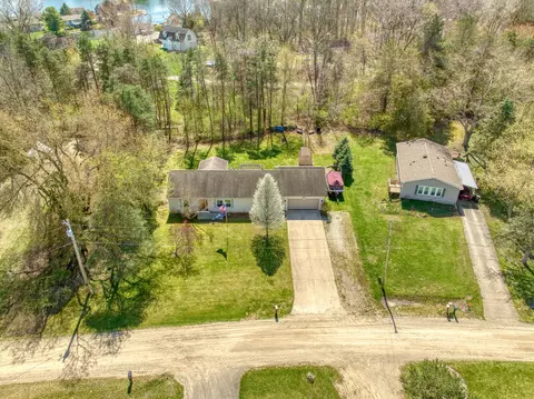 View/Area - 11097 Greenview Ct, Jerome, MI 49249 photo 1 of 10
