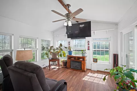 Living - 11097 Greenview Ct, Jerome, MI 49249 photo 4 of 4