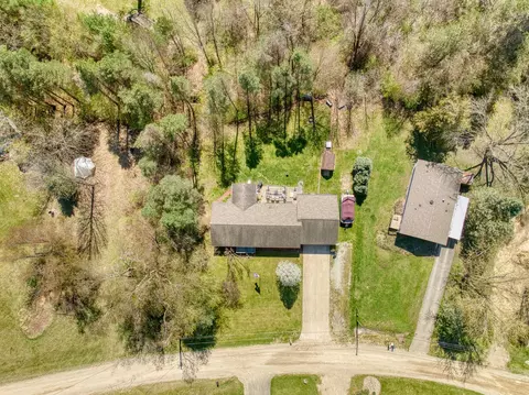 View/Area - 11097 Greenview Ct, Jerome, MI 49249 photo 3 of 10