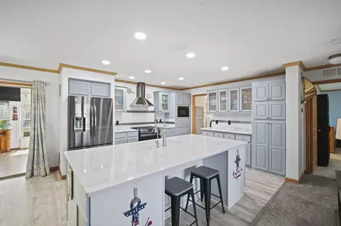 Kitchen - 11097 Greenview Ct, Jerome, MI 49249 photo 3 of 8