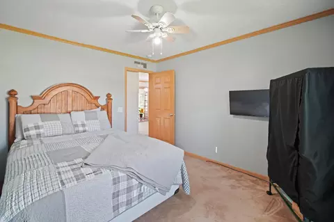 Bedroom - 11097 Greenview Ct, Jerome, MI 49249 photo 3 of 8