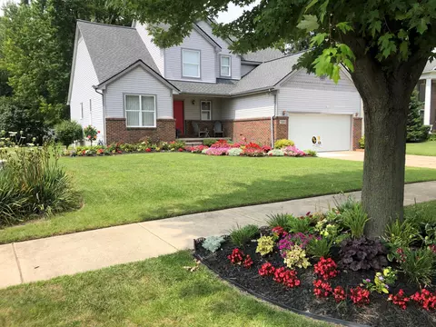 7040 Fay Dr, Van Buren Twp, MI 48111