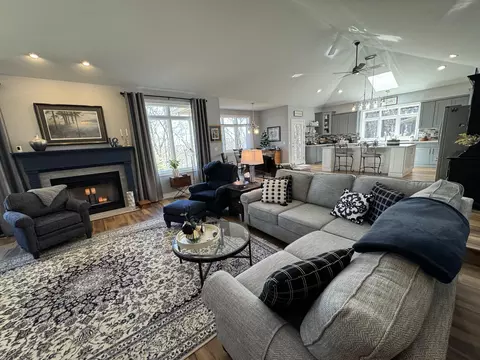 Living - 5564 E 68th St, Newaygo, MI 49337 photo 6 of 8
