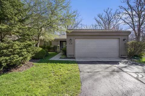 471 Woodgrove Dr, Ann Arbor, MI 48103