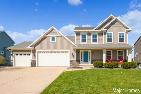 6469 Silverton Dr, Byron Center, MI 49315