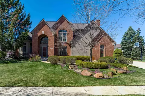 23935 Devonshire Dr, Novi, MI 48374