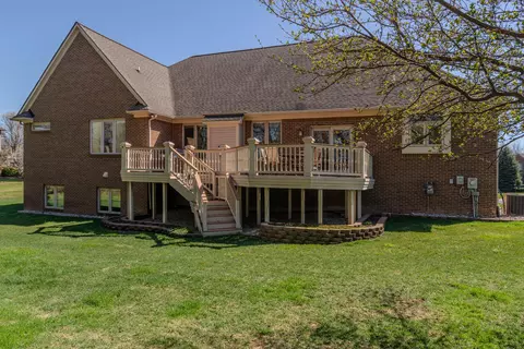 Exterior - 9042 Mckendry Dr, Saline, MI 48176 photo 10 of 15
