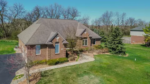 Exterior - 9042 Mckendry Dr, Saline, MI 48176 photo 3 of 15