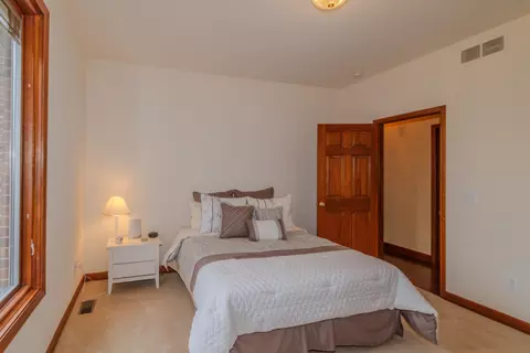Bedroom - 9042 Mckendry Dr, Saline, MI 48176 photo 8 of 9